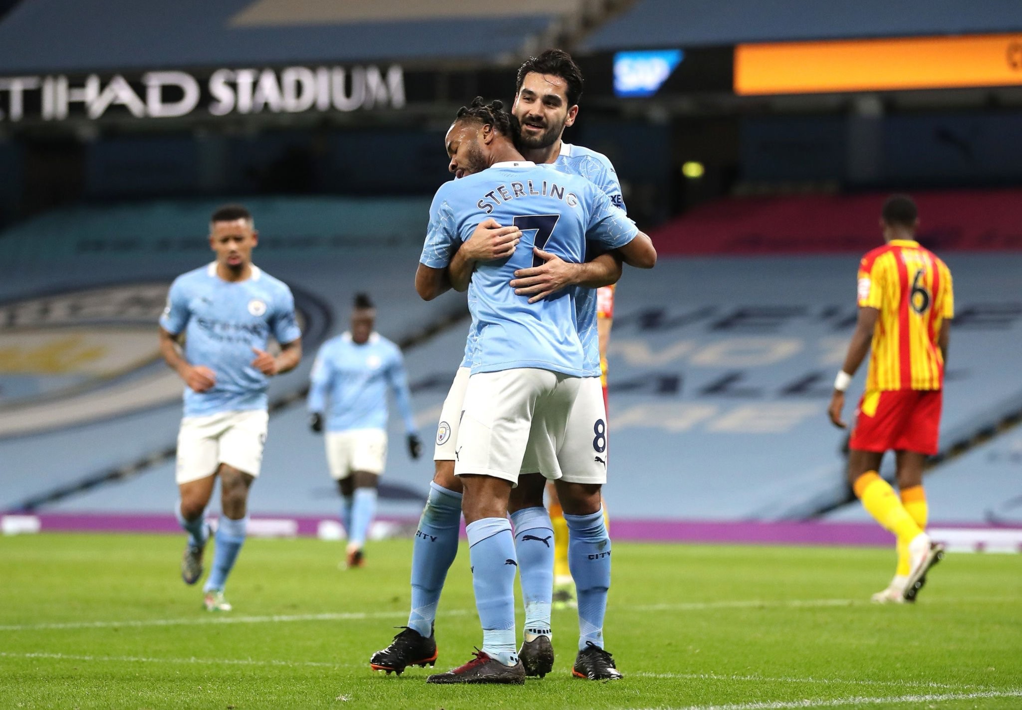 力为其创造 力为其创造